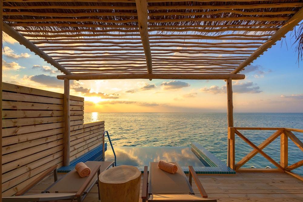 You And Me By Cocoon Maldives Muravandhoo Exterior photo